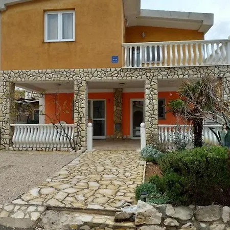 Apartment By The Sea - Lozice, - 22083 Vir
